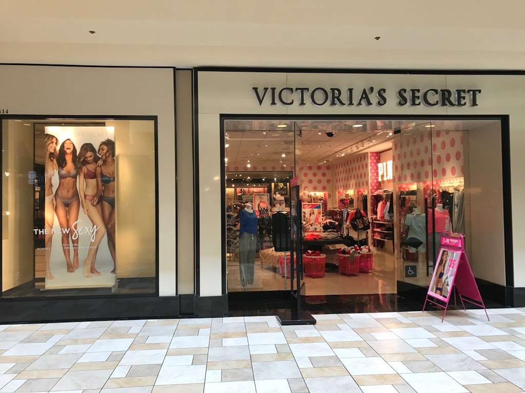 Victorias Secret & PINK | 1600 S Azusa Ave #412, City of Industry, CA 91748 | Phone: (626) 912-9565