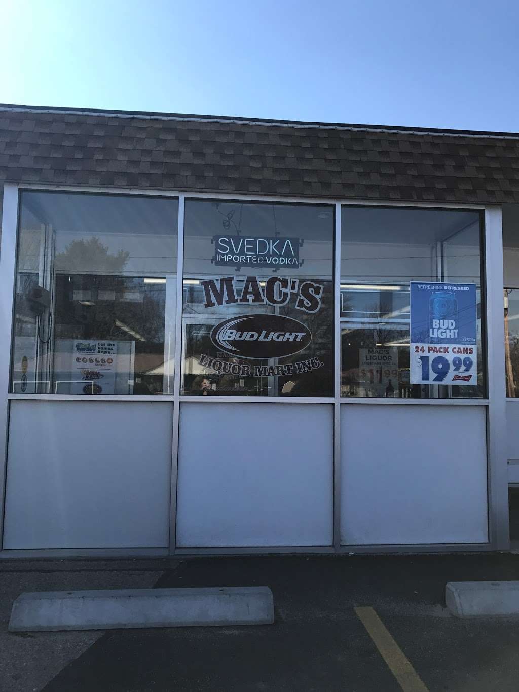 Macs Liquor Mart | 200 Pleasant View Ave, Smithfield, RI 02917 | Phone: (401) 231-3980