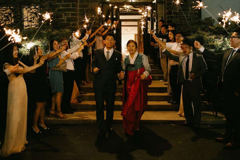 Love Wedding Sparklers | 114 Edgemere Ct, Murphy, TX 75094, USA | Phone: (972) 979-7102