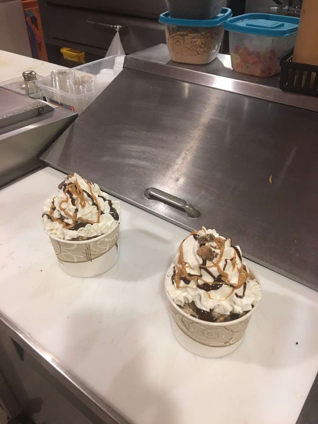 Micheles Ice Cream & Sandwich | 330 Bridge St, Weymouth, MA 02191, USA | Phone: (781) 331-2988