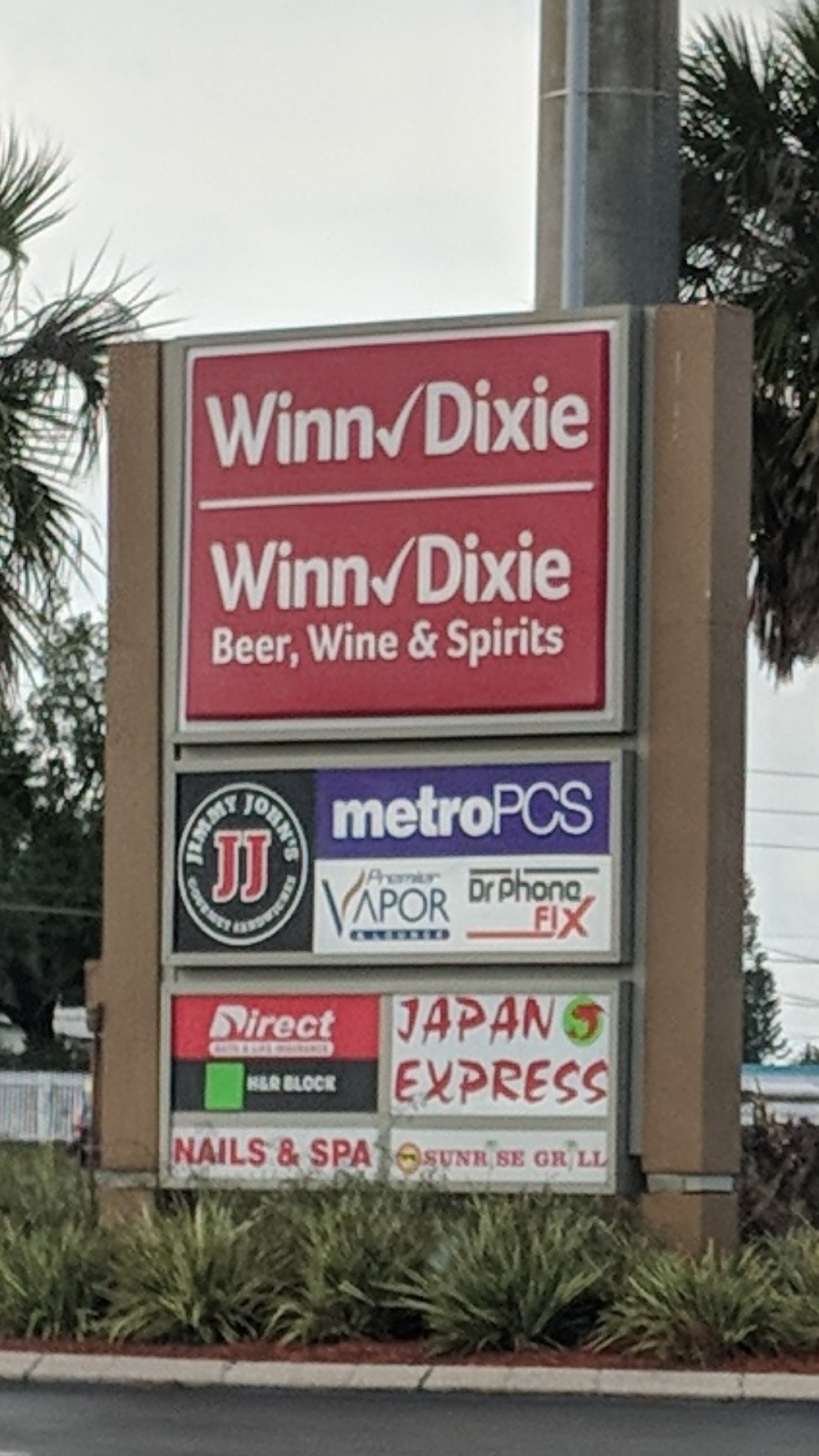 Winn-Dixie Pharmacy | 450 E Burleigh Blvd, Tavares, FL 32778, USA | Phone: (352) 343-2002