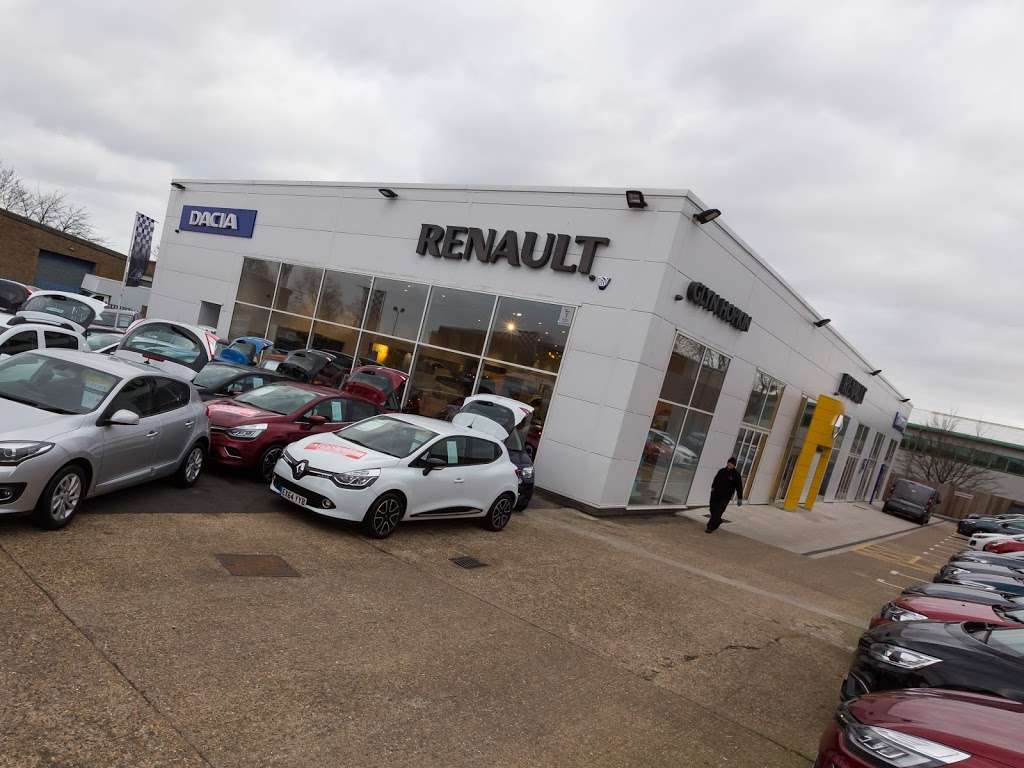 Glyn Hopkin Renault & Dacia Chelmsford | 6 Bilton Rd, Chelmsford CM1 2UP, UK | Phone: 01245 454711