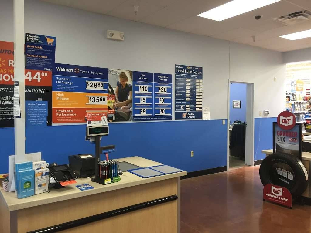 Walmart Auto Care Centers | 2101 Gateway Center Dr, Belvidere, IL 61008, USA | Phone: (815) 547-5684