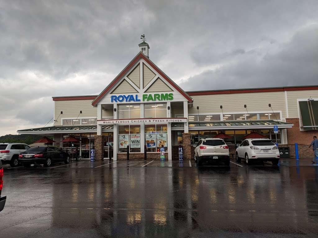 Royal Farms | 260 Crooked Run Plaza, Front Royal, VA 22630, USA | Phone: (540) 551-1818