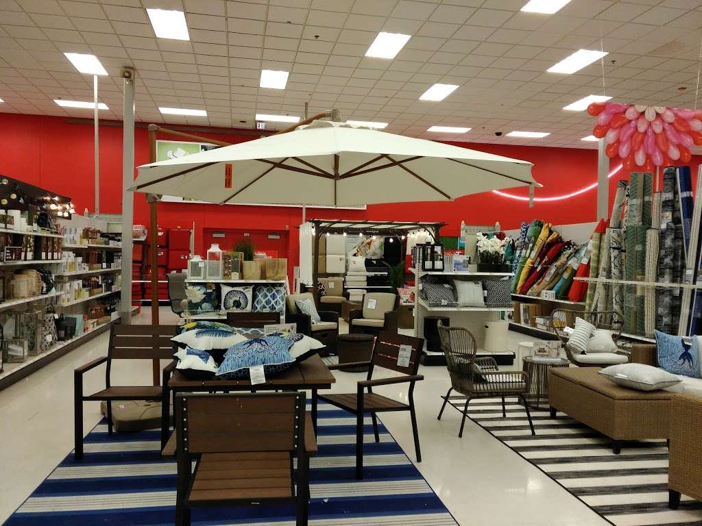 Target | 125 Witchwood Dr, North Wales, PA 19454, USA | Phone: (215) 699-5688