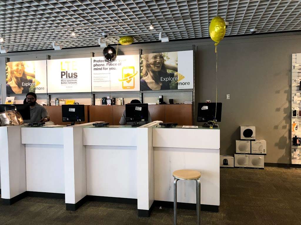 Sprint Store | 3615 Florida Ave S, Lakeland, FL 33803, USA | Phone: (863) 647-9380