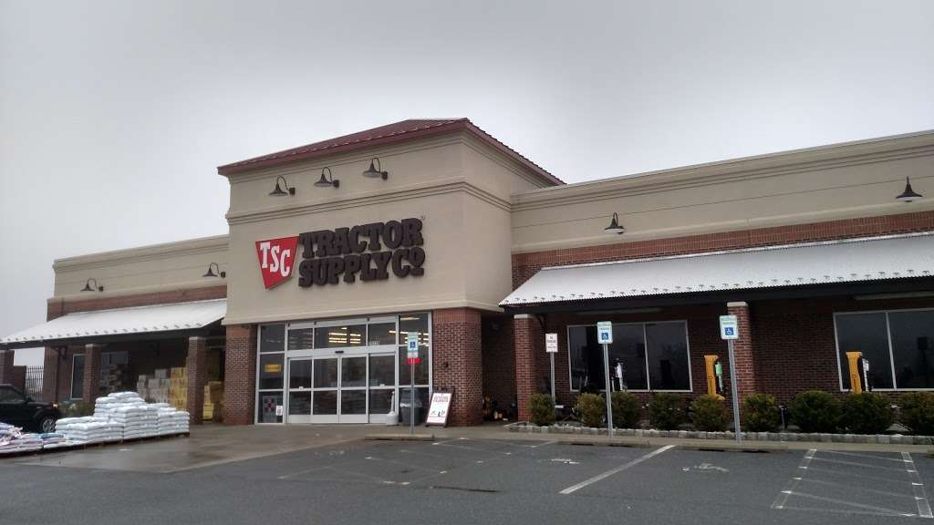 Tractor Supply Co. | 29328 Cecil Road, Easton, MD 21601, USA | Phone: (410) 770-6413