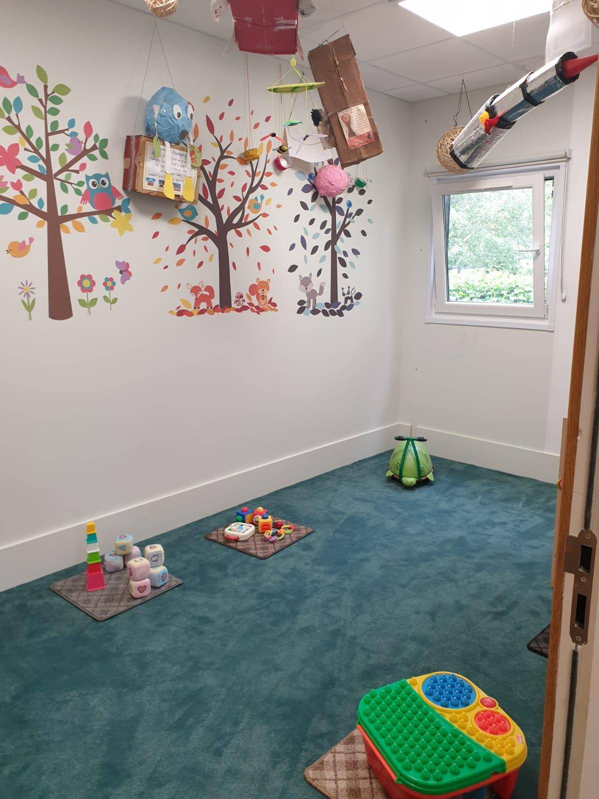 Seahorse Nursery Southfields Day Nursery | 61 Princes Way, London SW19 6JB, United Kingdom | Phone: +44 20 8789 1194