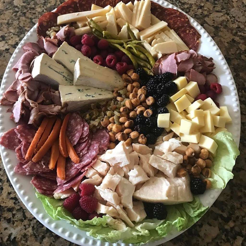 Chester River Wine & Cheese Co. | 117 S Cross St, Chestertown, MD 21620 | Phone: (443) 282-0220