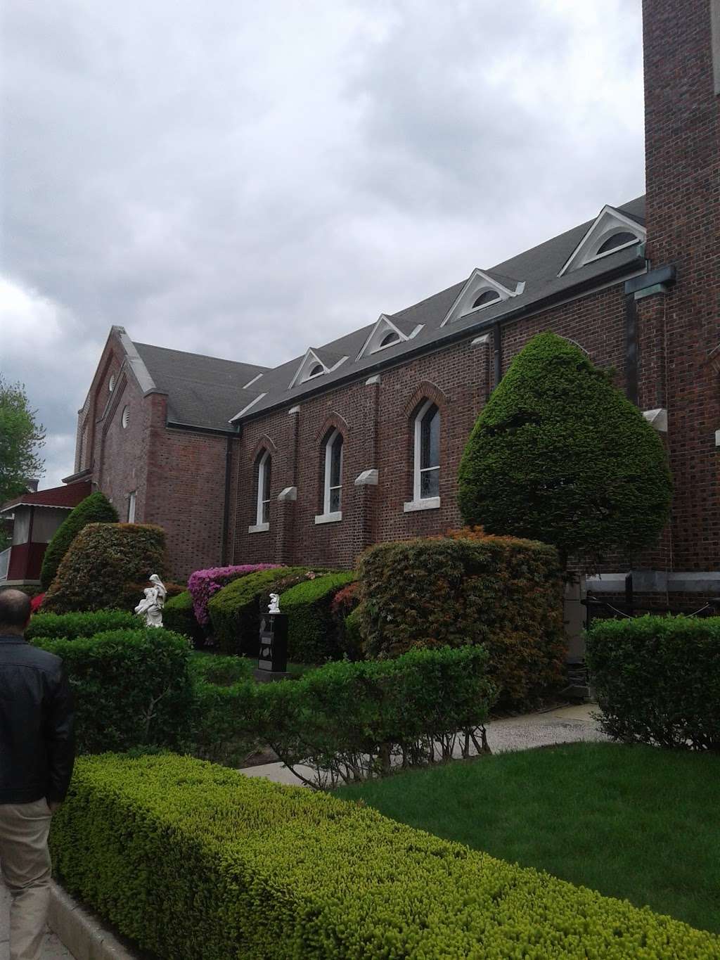 St Josephs Church | 280 Washington Ave, New Rochelle, NY 10801, USA | Phone: (914) 632-0675