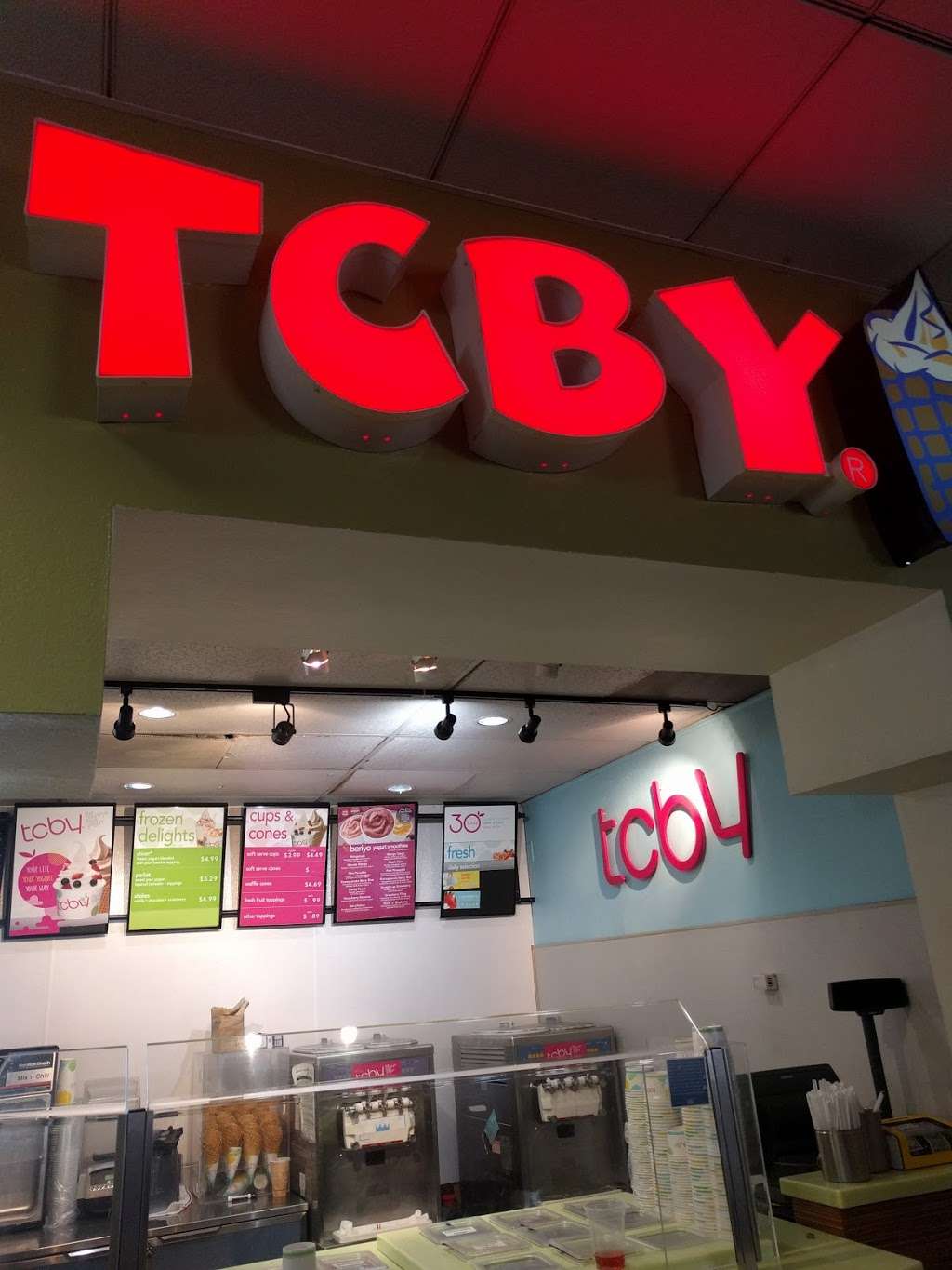 TCBY | 5501 Josh Birmingham Pkwy, Charlotte, NC 28219, USA | Phone: (704) 359-4610