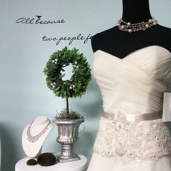 Clever Bride Consignments | 410 Washington St, Holliston, MA 01746, USA | Phone: (617) 501-2597