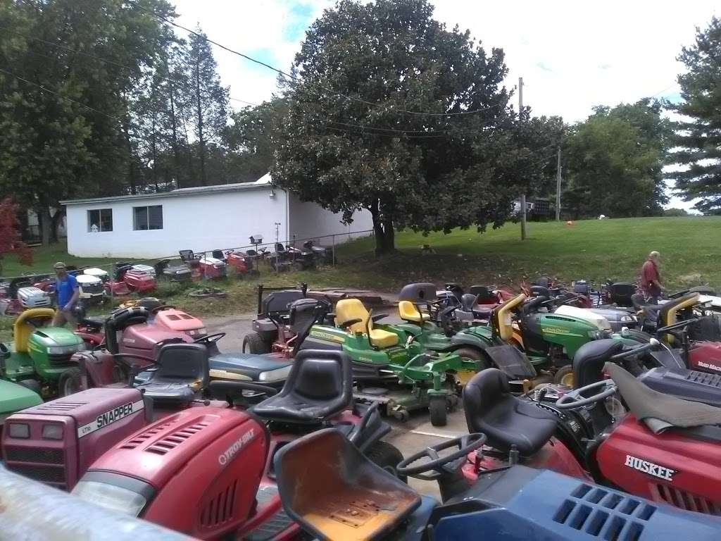 Deans Lawn Mower Shop | 3235 Flowing Springs Rd, Shenandoah Junction, WV 25442, USA | Phone: (304) 725-2908