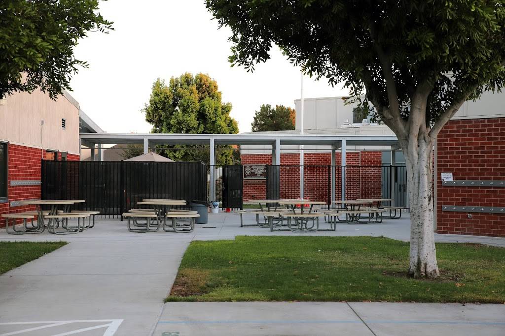 Deerfield Elementary School | 2 Deerfield Ave, Irvine, CA 92604, USA | Phone: (949) 936-5650
