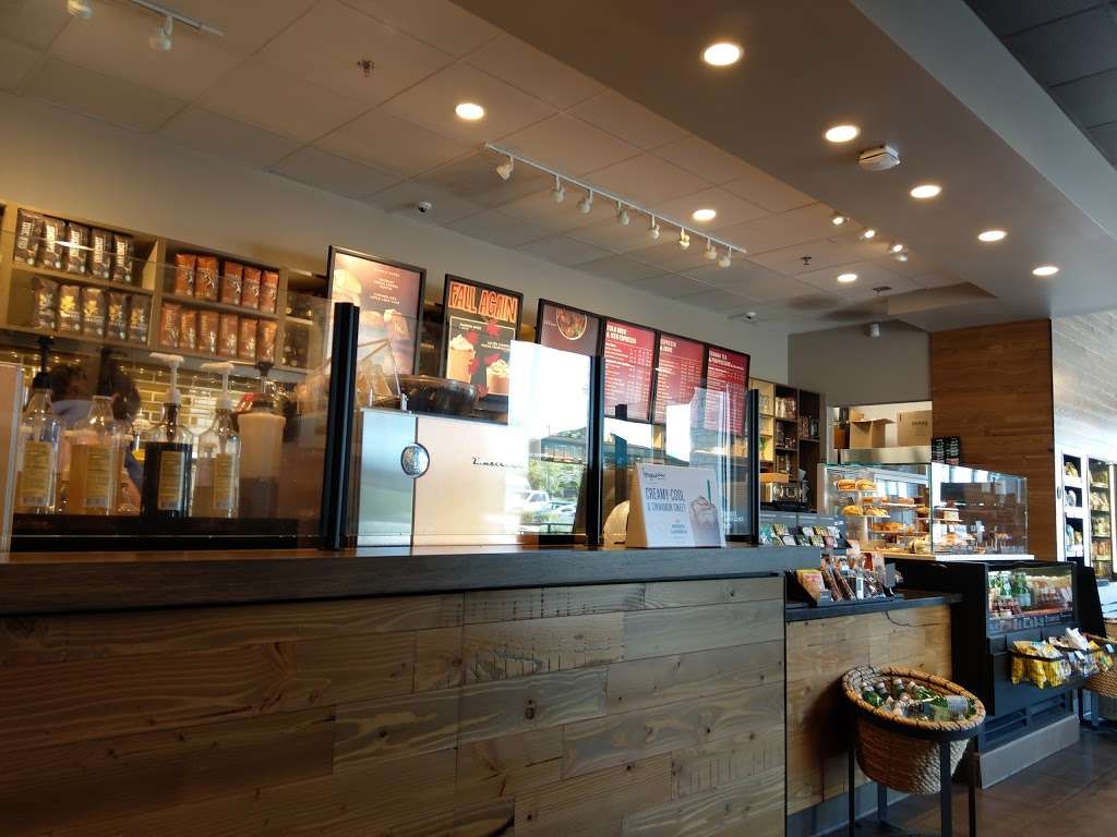 Starbucks | 7510 W, Aspera Blvd Suite #101, Glendale, AZ 85308, USA | Phone: (602) 622-9043