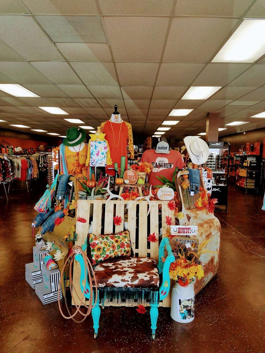 Rustic House Country Store | 1228 FM 1462, Alvin, TX 77511, USA | Phone: (281) 968-7400