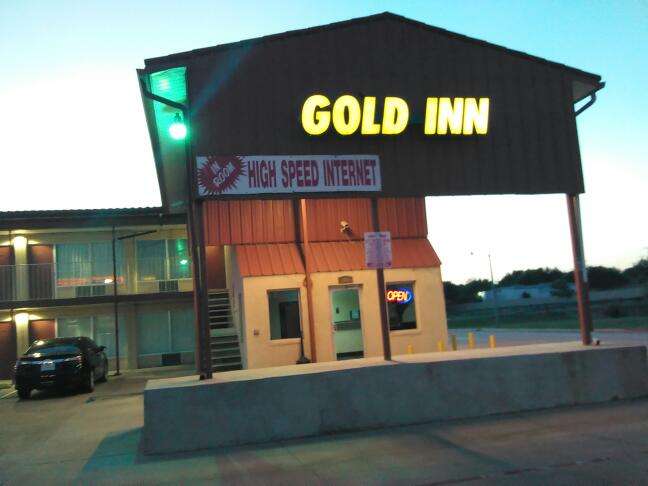 Gold Inn | 905 Dowdy Ferry Rd, Hutchins, TX 75141, USA | Phone: (972) 225-6161