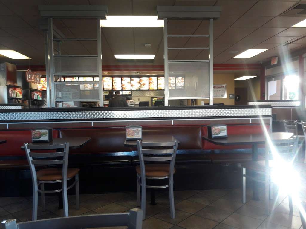 Carls Jr. / Green Burrito | 2421 S Vineyard Ave, Ontario, CA 91761, USA | Phone: (909) 947-2594