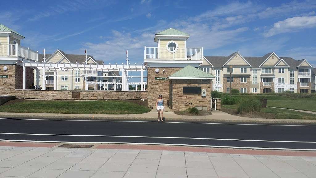 Great Lawn Beach | Long Branch, NJ 07740, USA