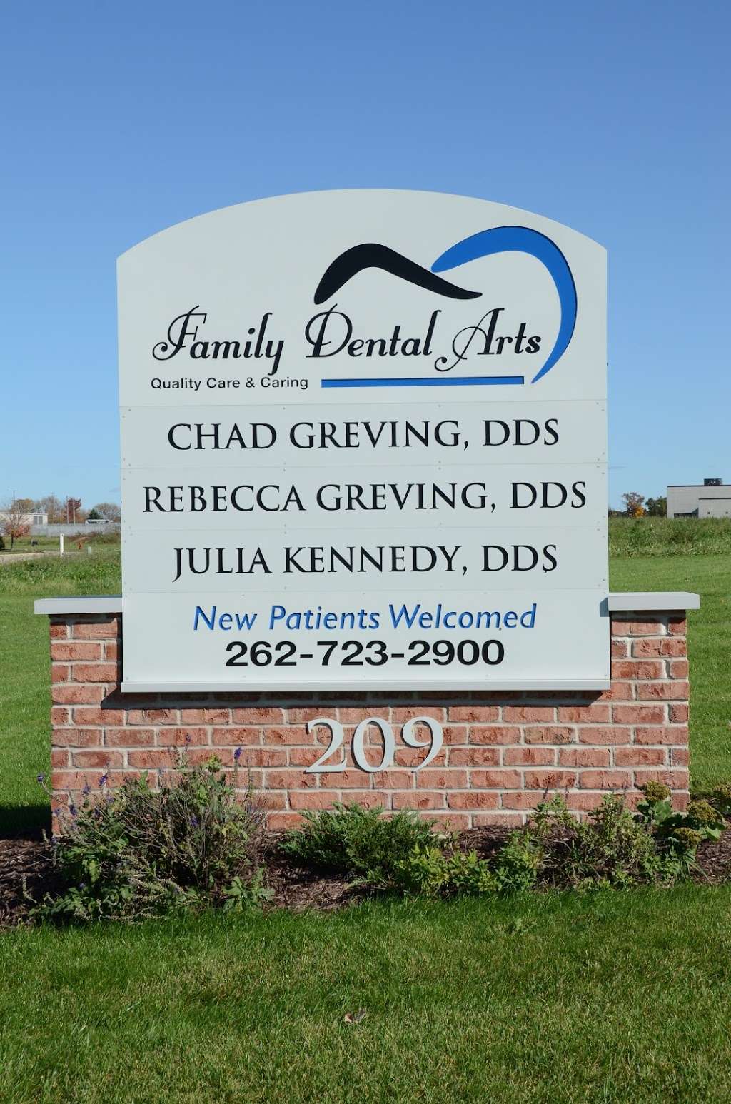 Family Dental Arts | 209 Commerce Ct, Elkhorn, WI 53121, USA | Phone: (262) 723-2900