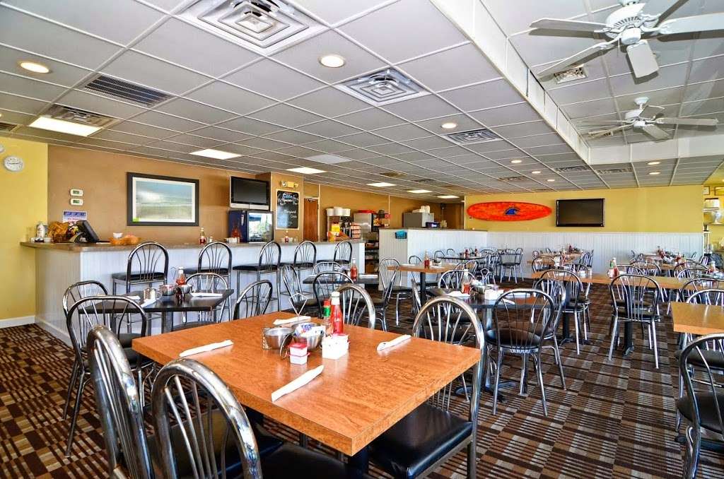 Sea Bay Hotel | 102 60th St, Ocean City, MD 21842, USA | Phone: (410) 524-6100