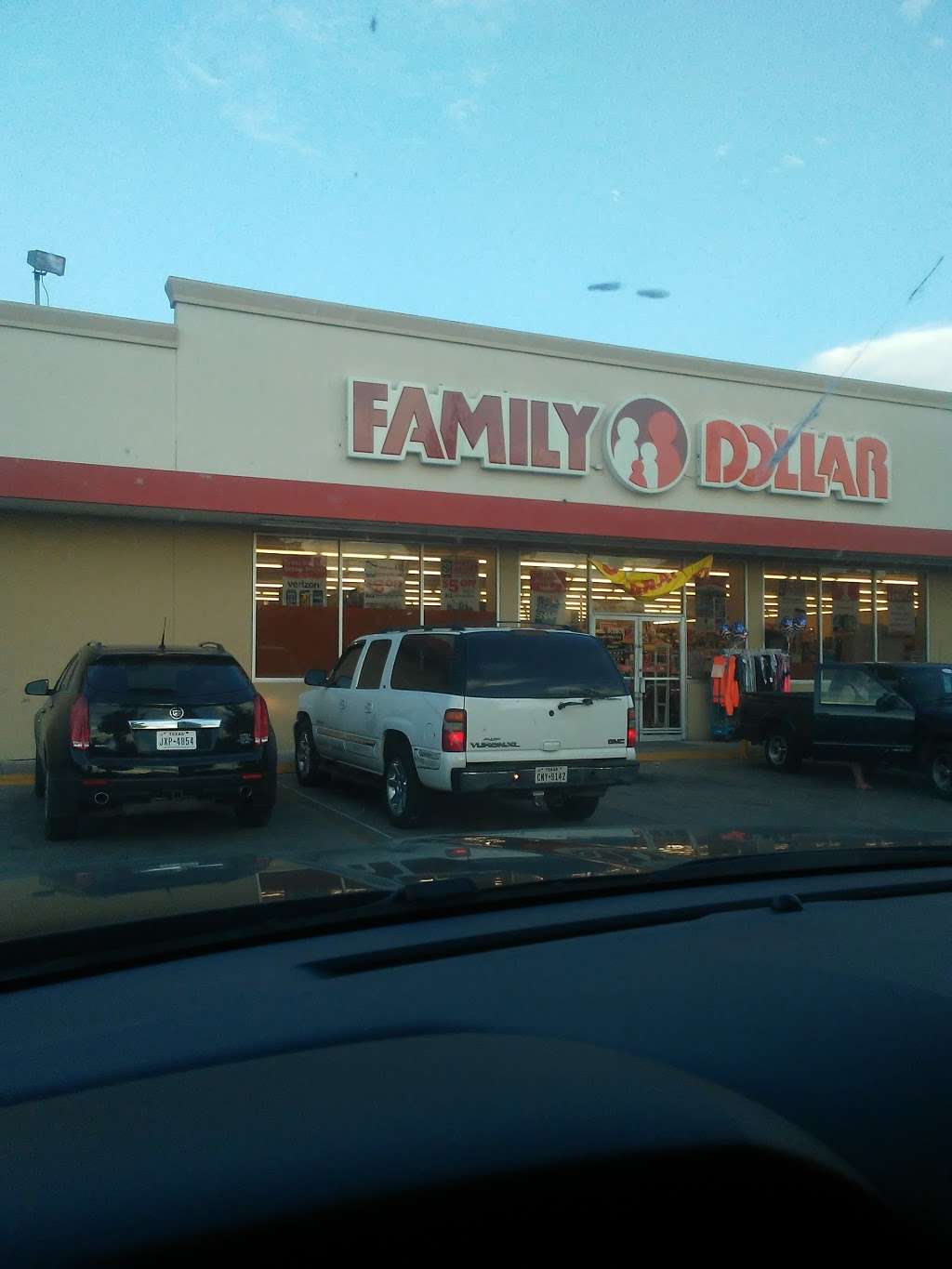 Family Dollar | 901 Shaver St ste a, Pasadena, TX 77506 | Phone: (713) 477-1190