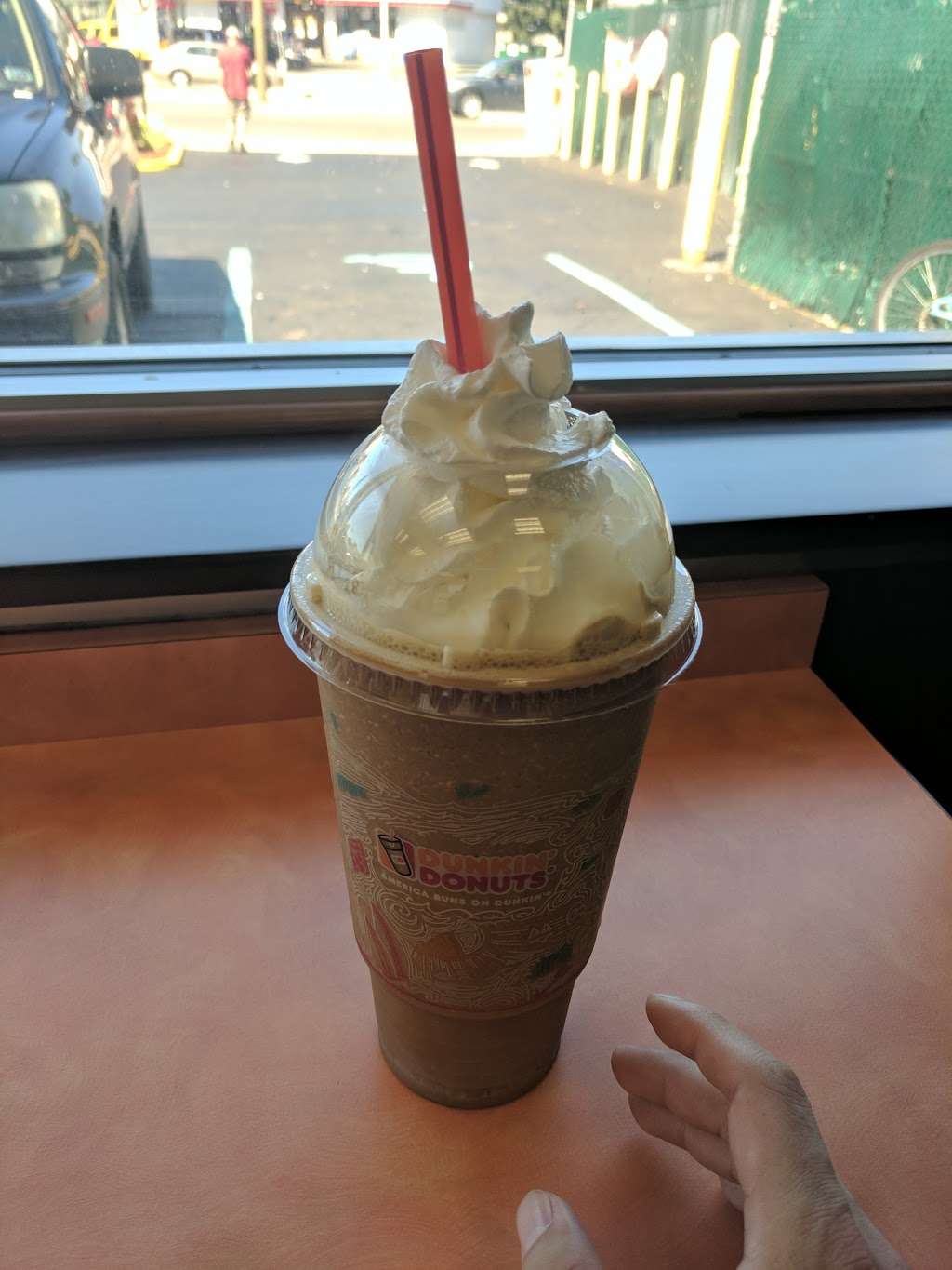 Dunkin Donuts | 7 Passaic Ave, Harrison, NJ 07029, USA | Phone: (973) 350-1188