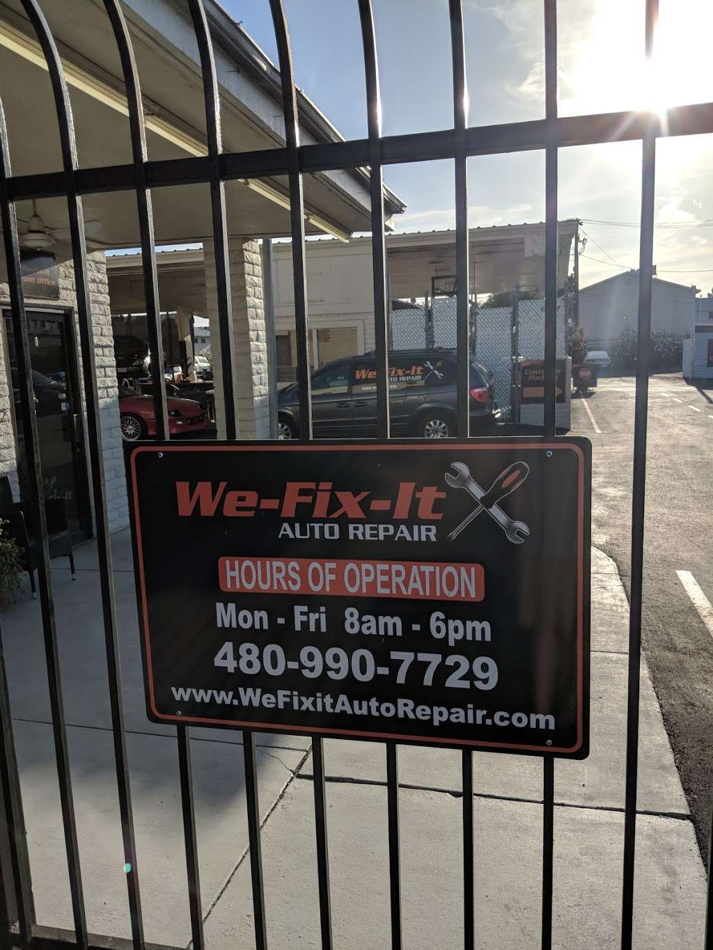 We-Fix-It Auto Repair | 2700 N Scottsdale Rd, Tempe, AZ 85281, USA | Phone: (480) 331-9920