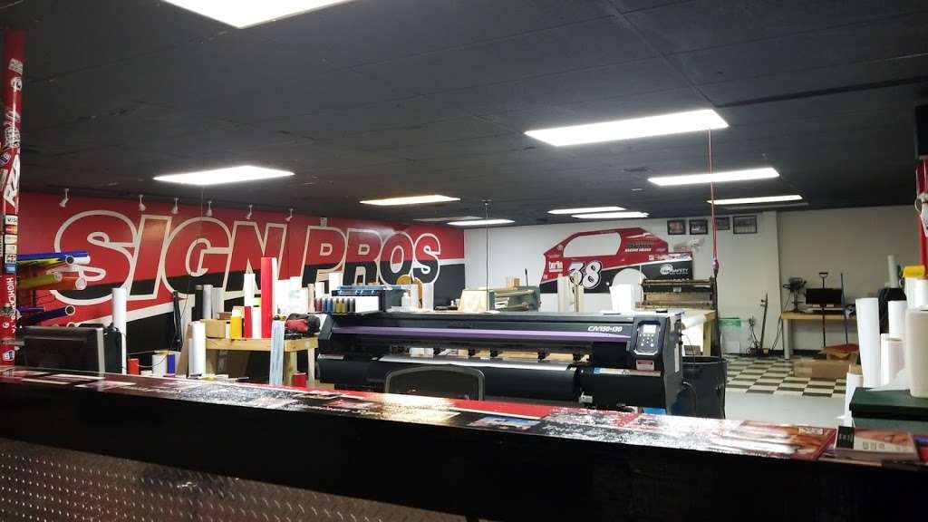 Sign Pros | 16120 East Fwy, Channelview, TX 77530, USA | Phone: (832) 800-7446