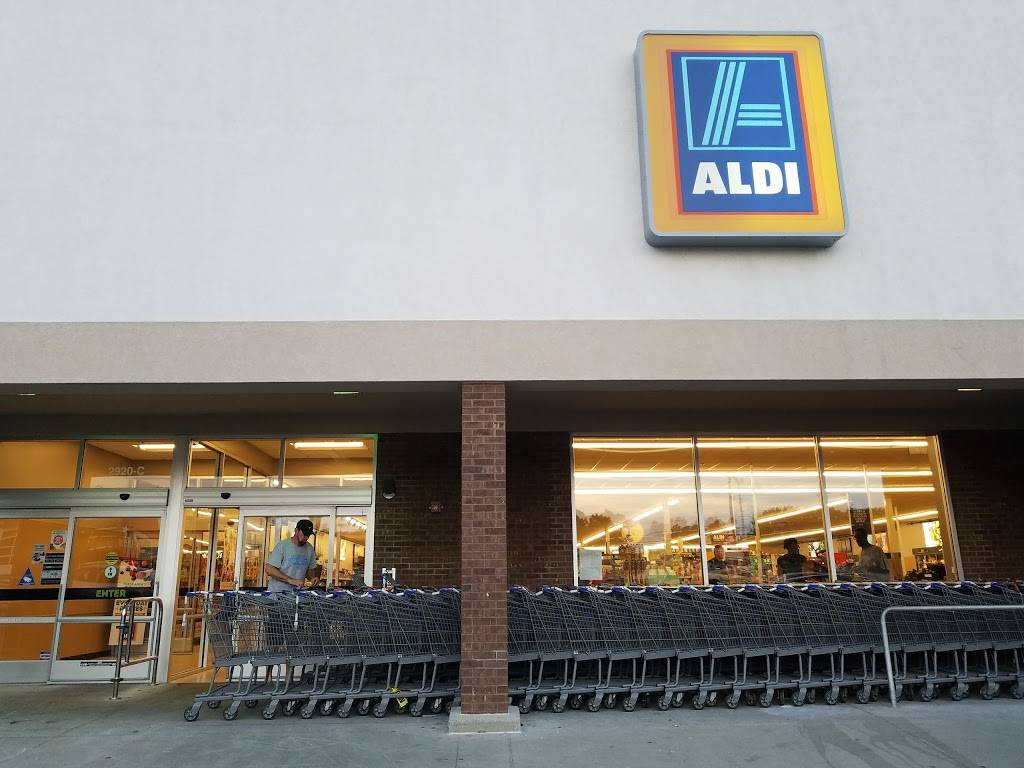 ALDI | 2920 Randleman Rd, Greensboro, NC 27406, USA | Phone: (855) 955-2534