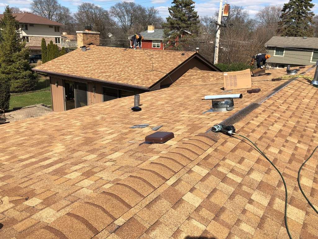 Heritage Roofing | 6749 Maple Ct, Bridgeview, IL 60455 | Phone: (708) 253-2561