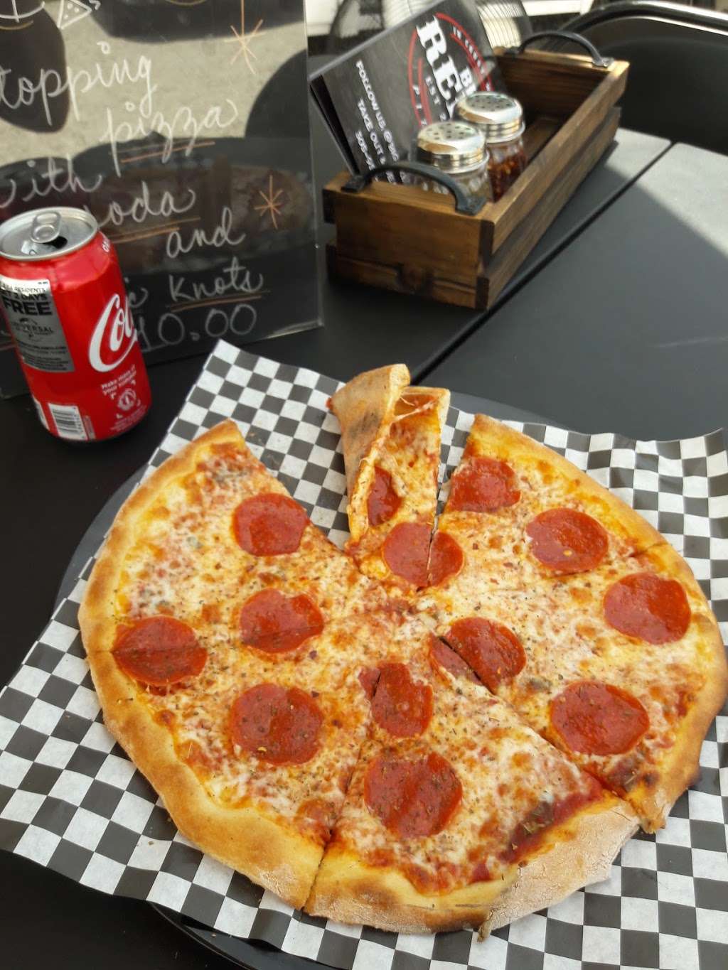 Big Reds Pizza | 220 NW 137th Ave, Miami, FL 33182, USA | Phone: (305) 951-1272