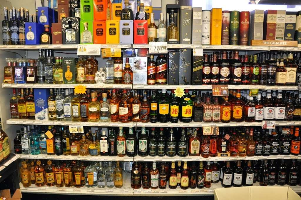 County Seat Liquors | 918 S Court St, Crown Point, IN 46307, USA | Phone: (219) 663-9603