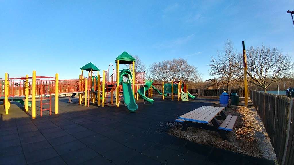 York Township Park | 25 Oak St, York, PA 17402, USA | Phone: (717) 741-3861