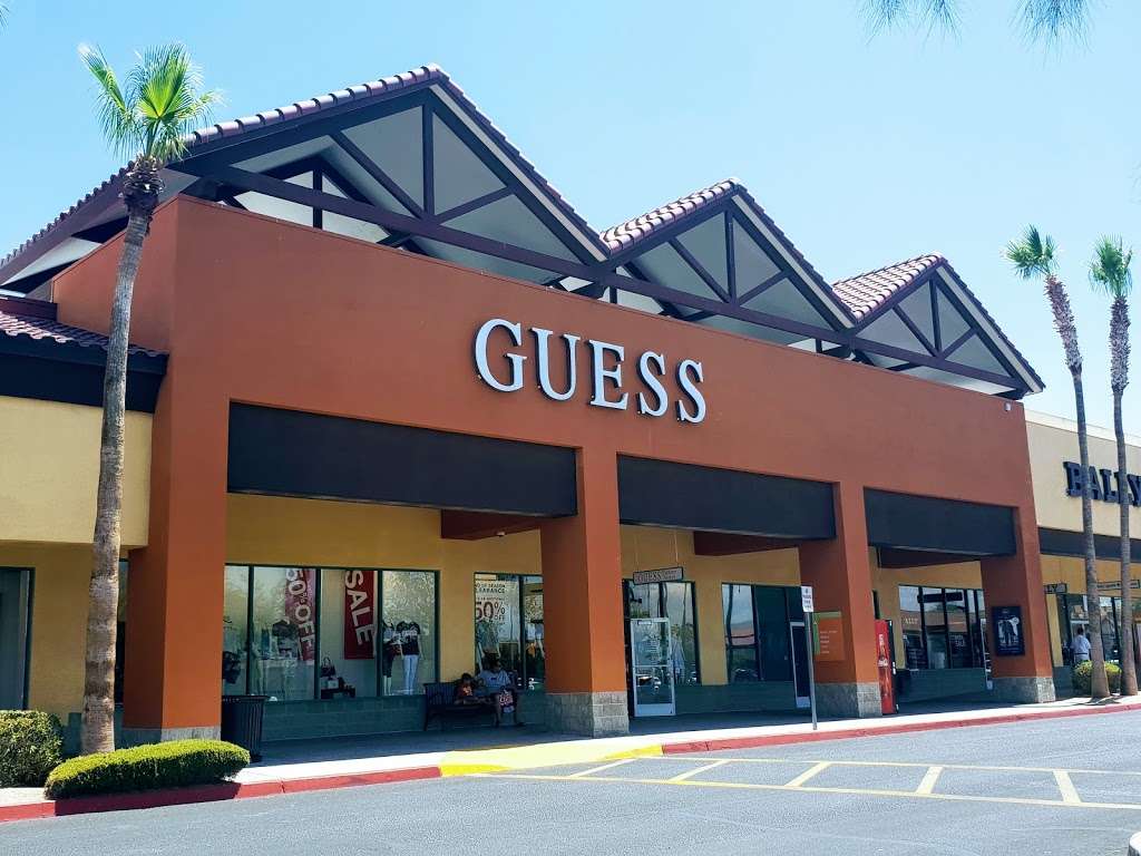 GUESS Factory | 2796 Tanger Way Space 103, Barstow, CA 92311, USA | Phone: (760) 253-7001