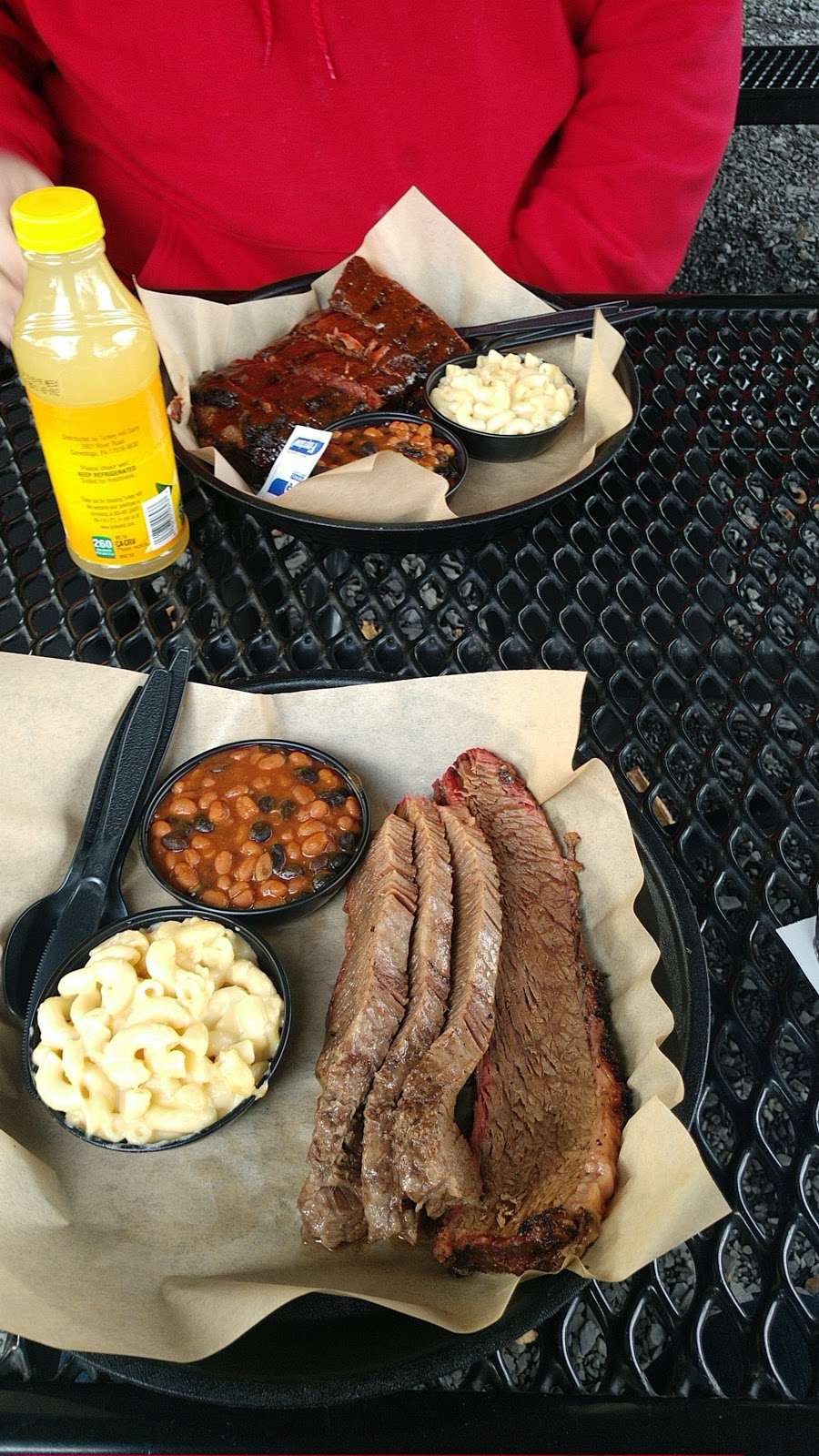 Jesses Barbecue & Local Market | 98 N County Line Rd, Souderton, PA 18964, USA | Phone: (215) 723-4600
