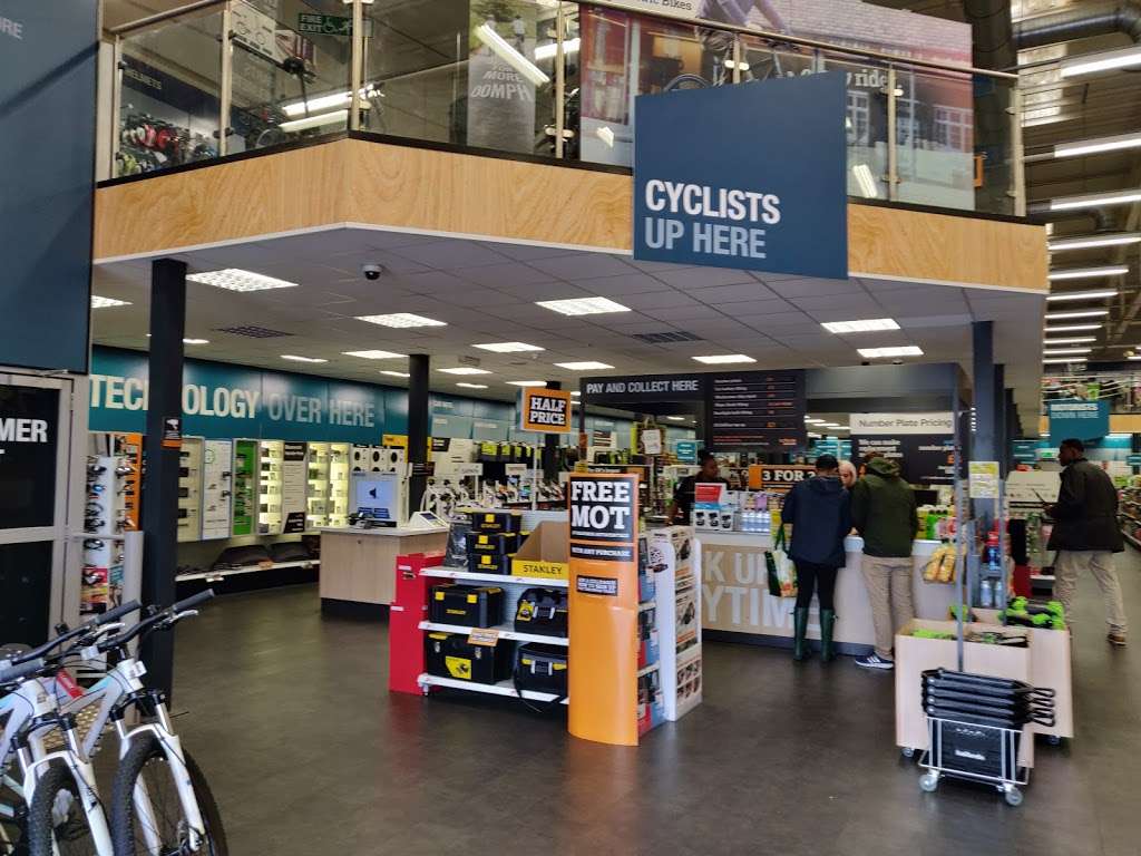 Halfords - Charlton Store | Unit 4, Stonelake Retail Park, 601 Woolwich Rd, Charlton, London SE7 8LU, UK | Phone: 020 8293 4844