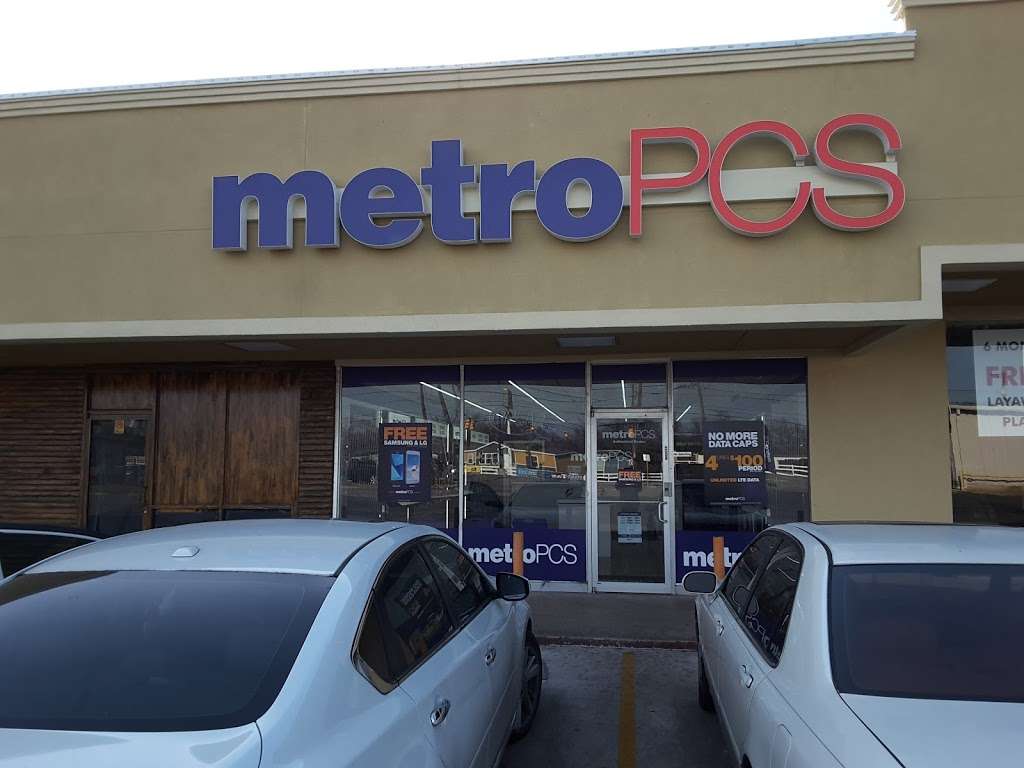 Metro by T-Mobile | 98 Lanark Dr, San Antonio, TX 78218, USA | Phone: (210) 375-4219