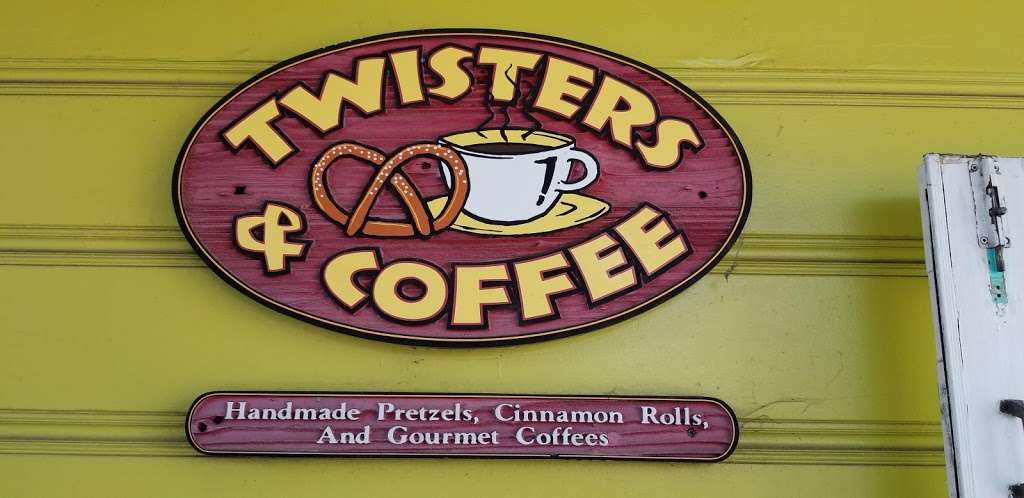 Twisters & Coffee | 419 Shoreline Village Dr, Long Beach, CA 90802 | Phone: (562) 495-1060