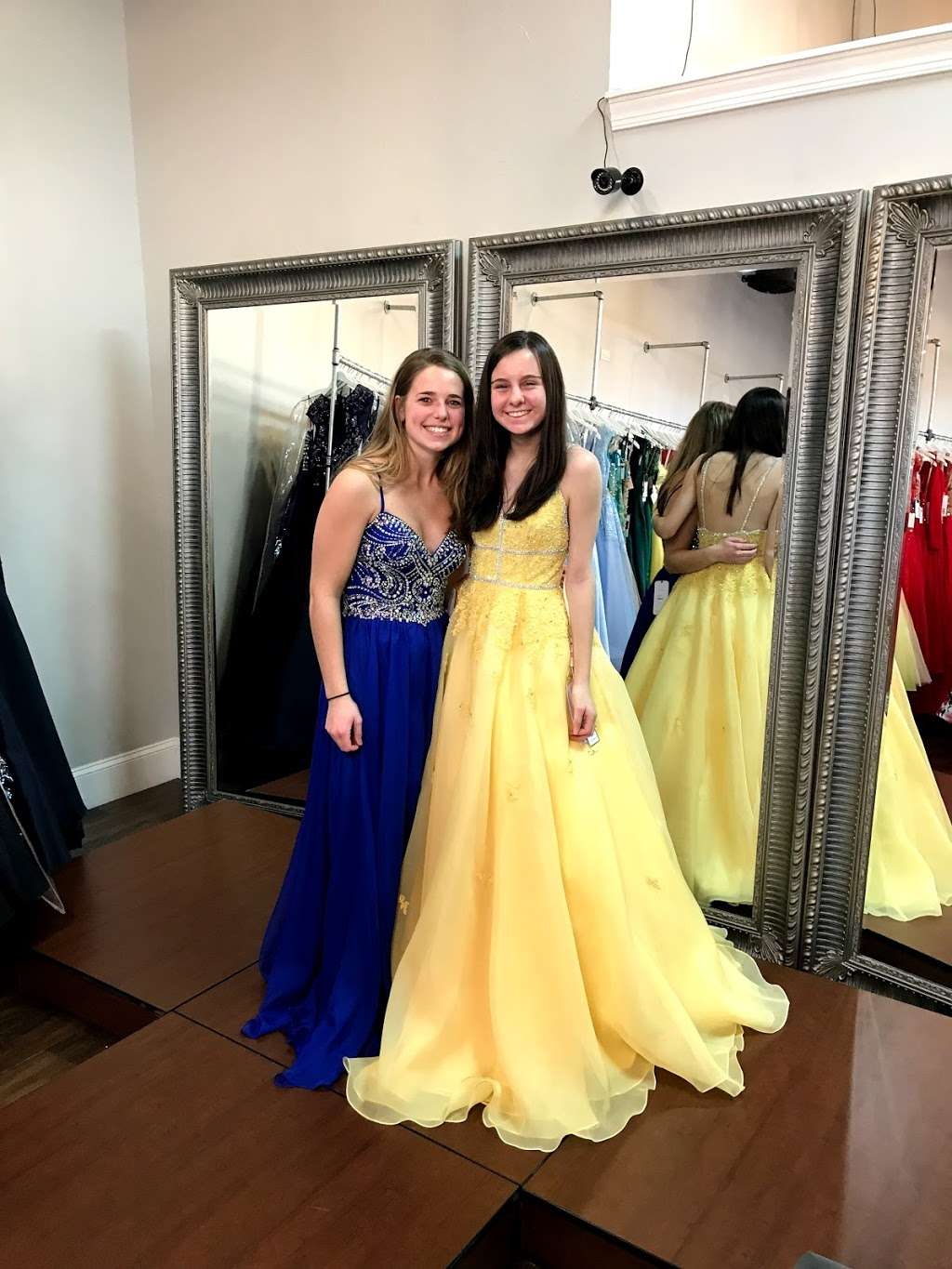 Simply Jane Formals - Prom, Pageant and Tuxedos | 1135 Stonecrest Blvd, Fort Mill, SC 29715, USA | Phone: (803) 415-7227