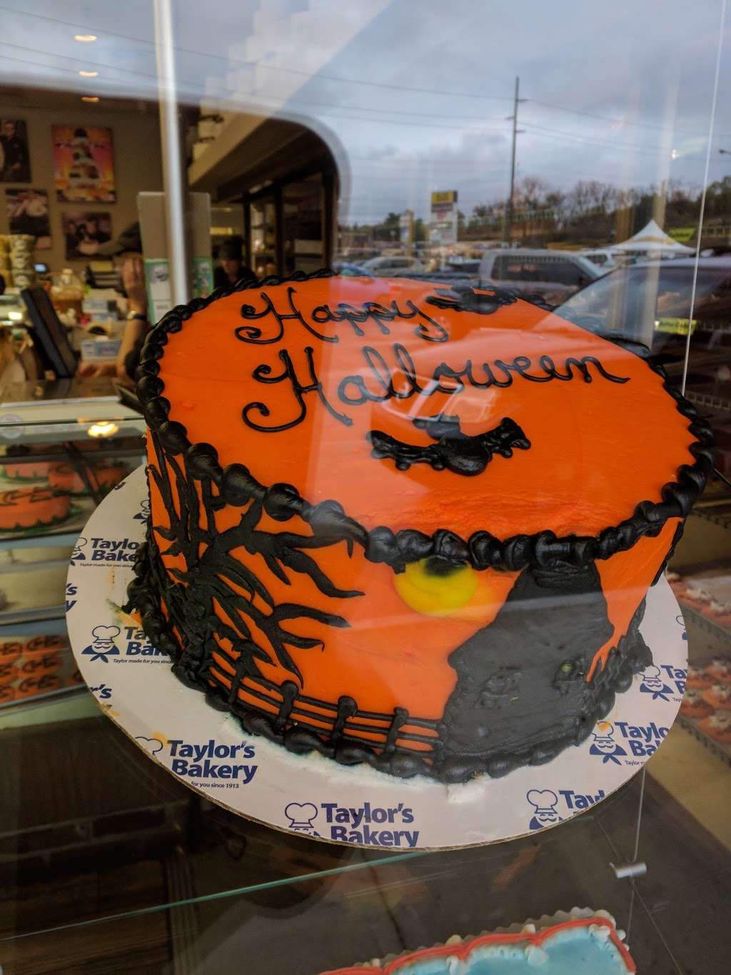 Taylors Bakery | 6216 Allisonville Rd, Indianapolis, IN 46220, USA | Phone: (317) 251-9575