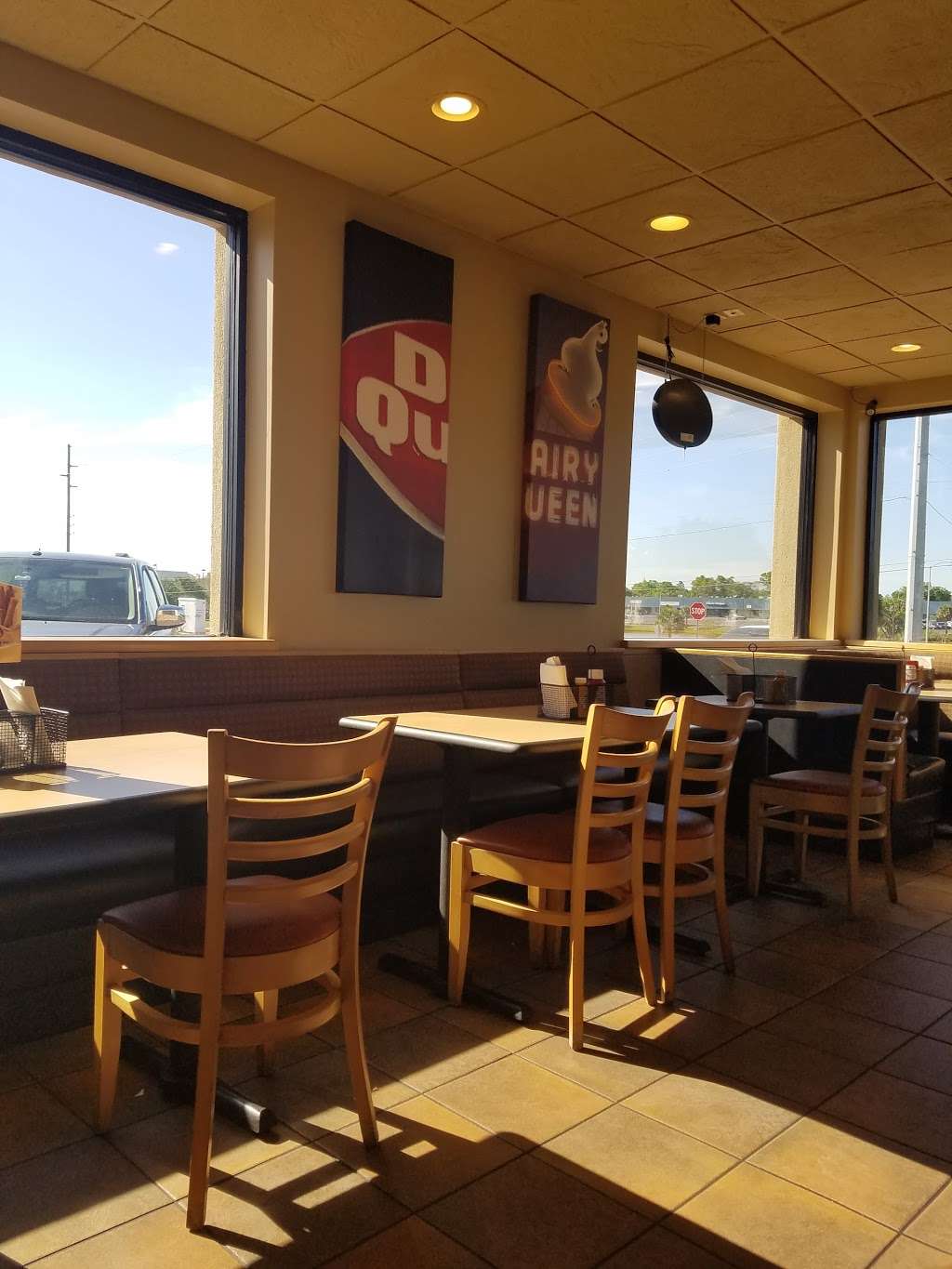 Dairy Queen Grill & Chill | 2590 W Old US Hwy 441, Mt Dora, FL 32757, USA | Phone: (352) 383-5092