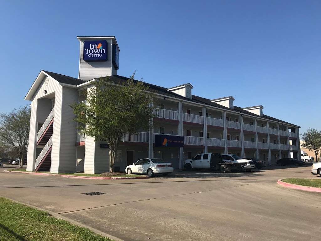 InTown Suites Extended Stay Pasadena TX | 6330 Fairmont Pkwy, Pasadena, TX 77505, USA | Phone: (844) 210-4868