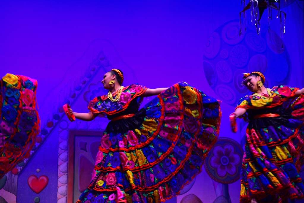 Mexico 2000 Ballet Folklorico & Dance Center | 1701 S 5th St b, Garland, TX 75040, USA | Phone: (214) 384-2537