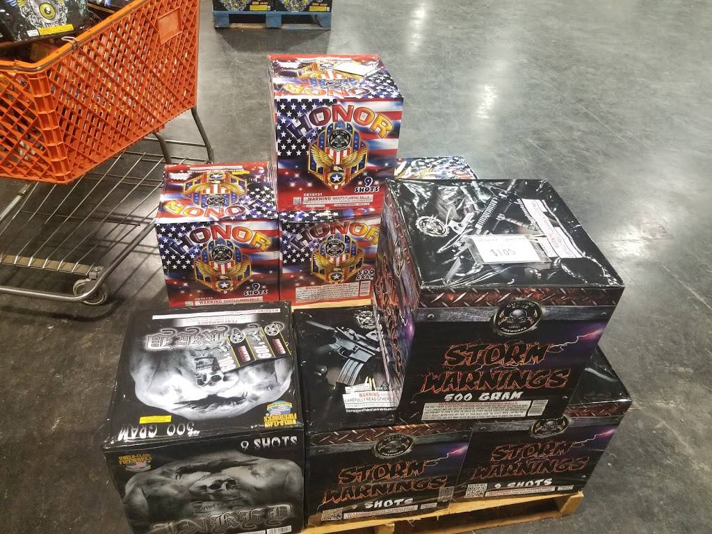 Fireworks Superstore - New Waverly | 3022, I-45, New Waverly, TX 77358, USA | Phone: (346) 297-0672