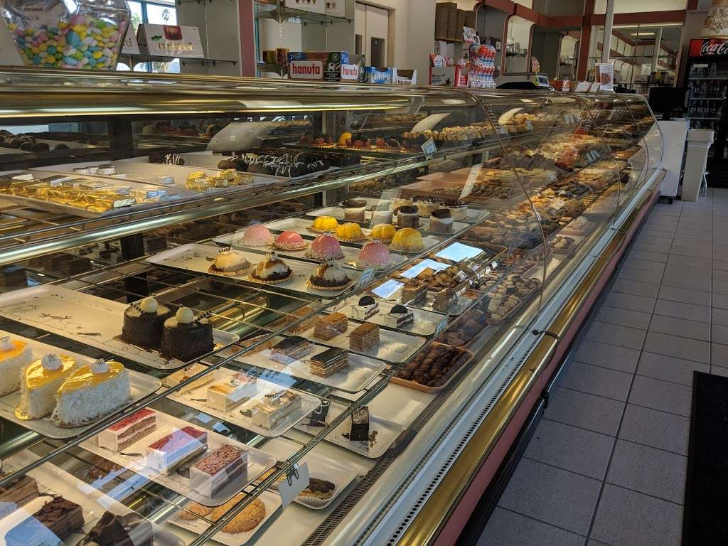 Sarkis Pastry | 1776 E Washington Blvd, Pasadena, CA 91104, USA | Phone: (626) 398-3999