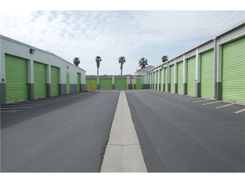 Extra Space Storage | 2585 W 5th St, Oxnard, CA 93030, USA | Phone: (805) 815-4649