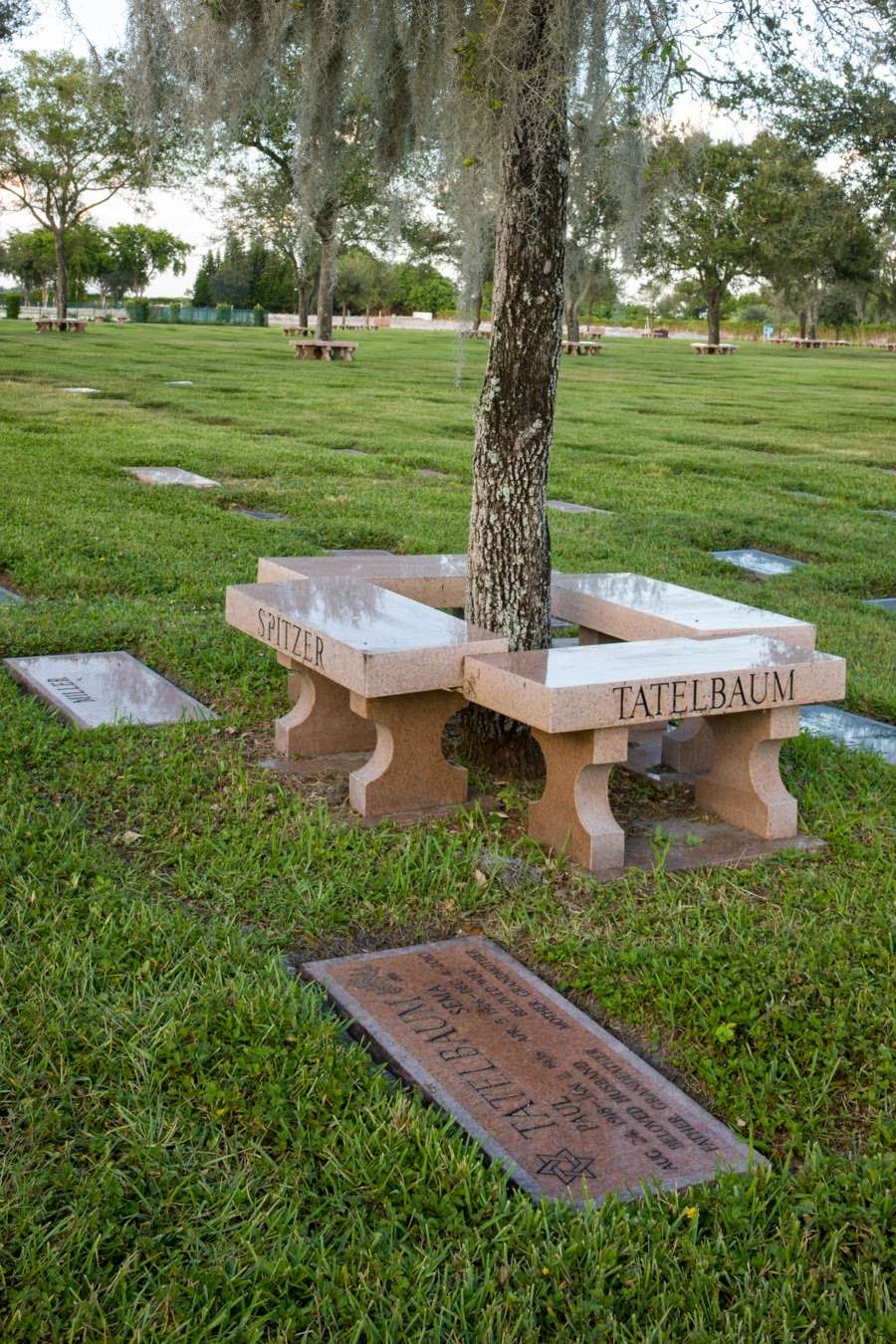 Eternal Light Memorial Gardens | 11520 FL-7, Boynton Beach, FL 33473, USA | Phone: (561) 600-9218