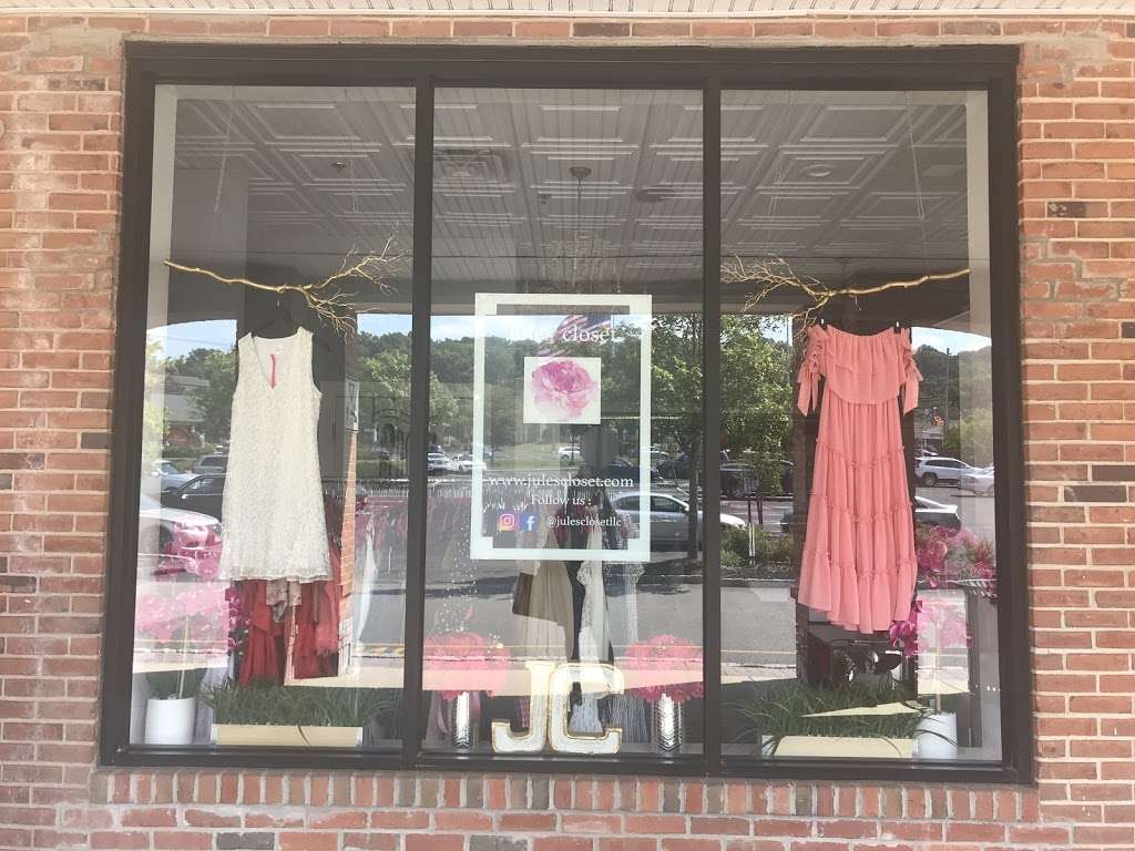 Jules’ closet | 64 Mountain Boulevard In the Kings shopping center, Warren, NJ 07059, USA | Phone: (908) 834-8989