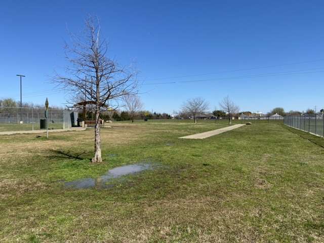 Central Bark Dog Park | 7445, 2222 W Warrior Trail, Grand Prairie, TX 75052, USA | Phone: (972) 237-8575